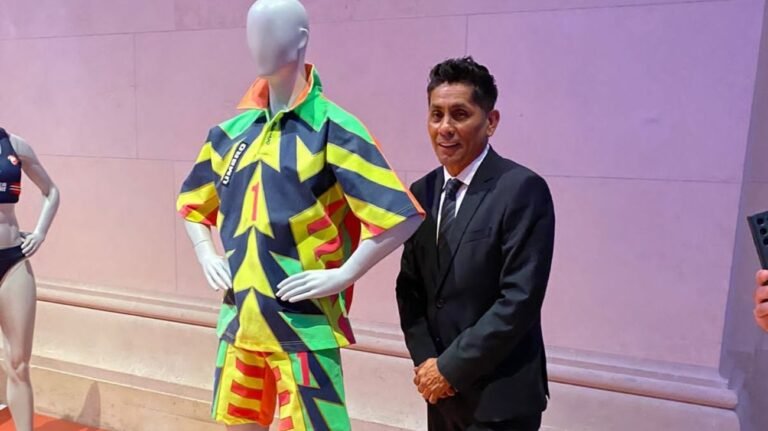 JORGECAMPOSMUSEOARTEPARÍS