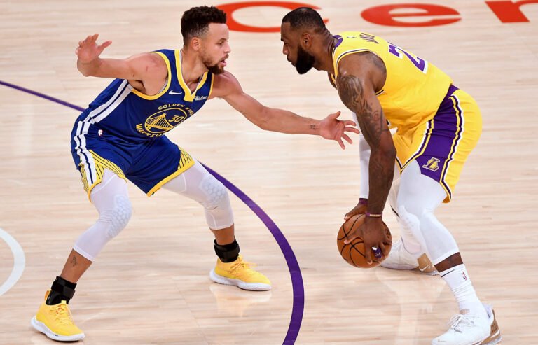 LEBRONJAMESYSTEPHENCURRYPARIS2024