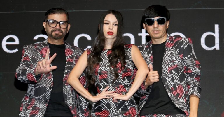 BELANOVACRÍTICASPORSUSPRESENTACIONES