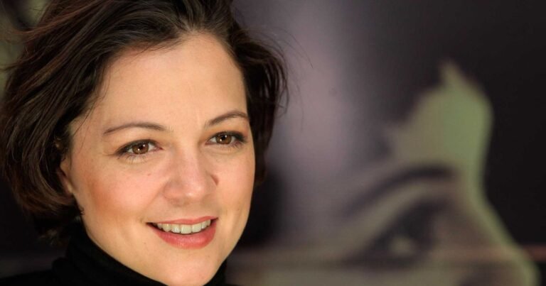 NATALIALAFOURCADEEMBAJADORAMÚSICAPAZ