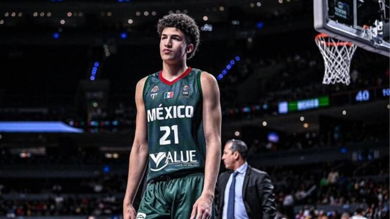KARIM LÓPEZ NBA FIRMA CON ADIDAS3